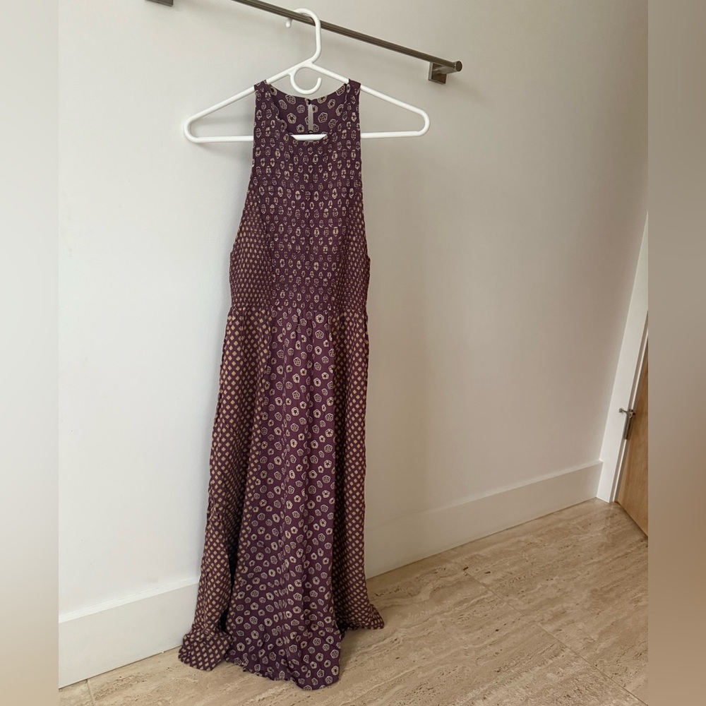 Kimchi Blue by Urban Outfitters - boho ruched racer-back paisley maxi-dress